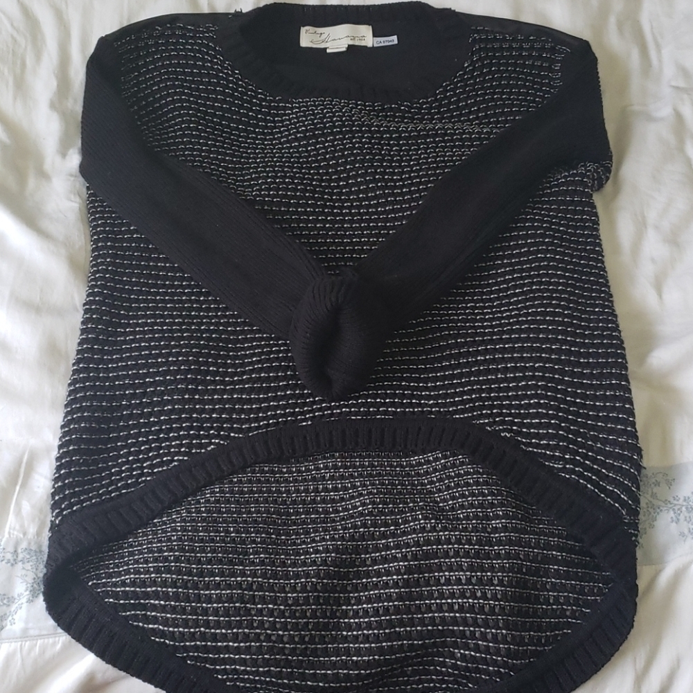 𝅺vintage Havana Open Knit Crochet Sweater, Black White Stripped , Size Large